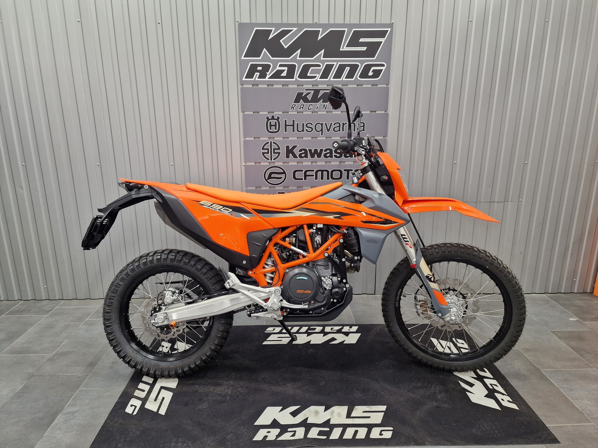 KTM 690 Enduro R-image-0