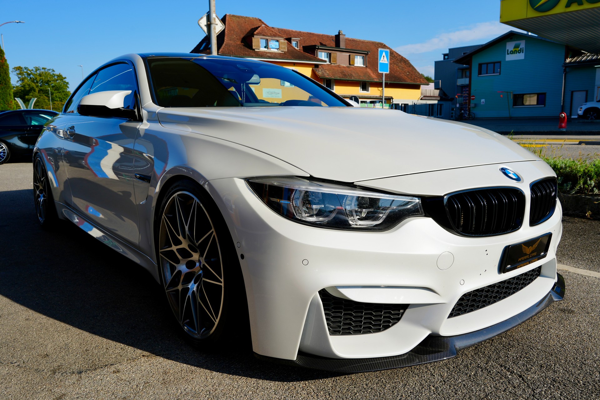 BMW M4 Coupé Competition DKG-image-5
