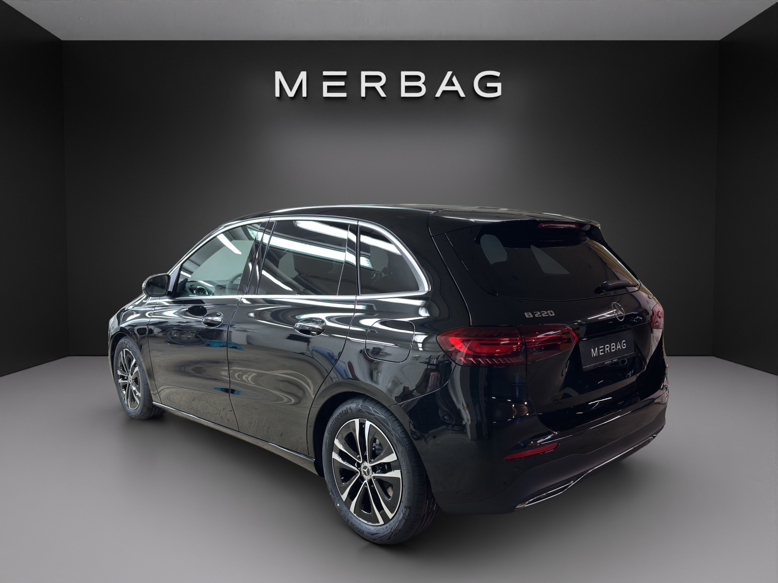 MERCEDES-BENZ B 220 4Matic 8G-DCT-image-2