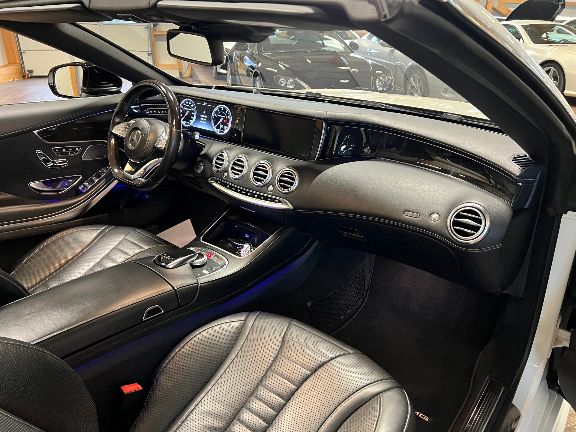 MERCEDES-BENZ S 500 Cabriolet 9G-Tronic-image-17