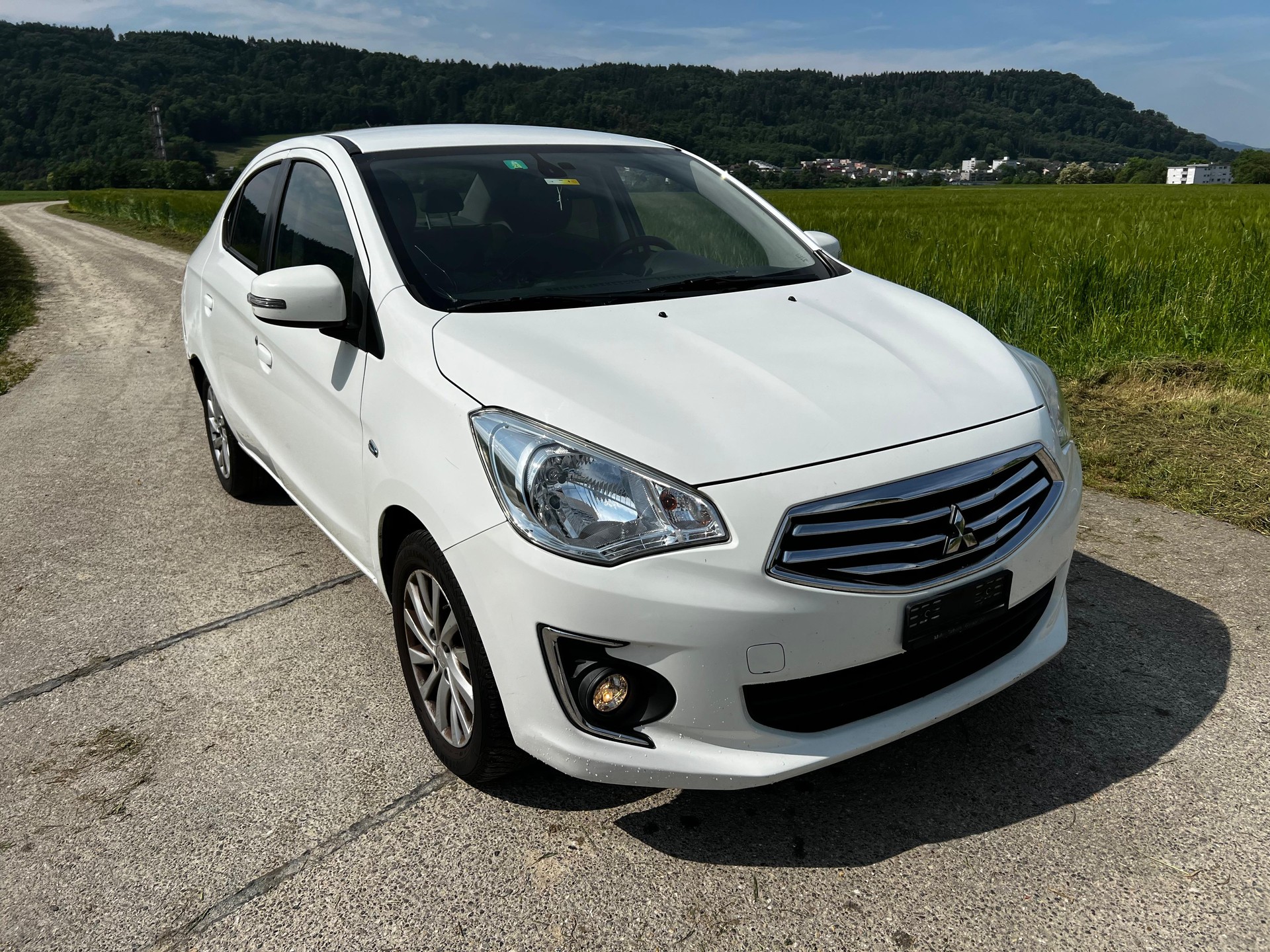 MITSUBISHI Attrage 1.2 Intense CVT-image-6