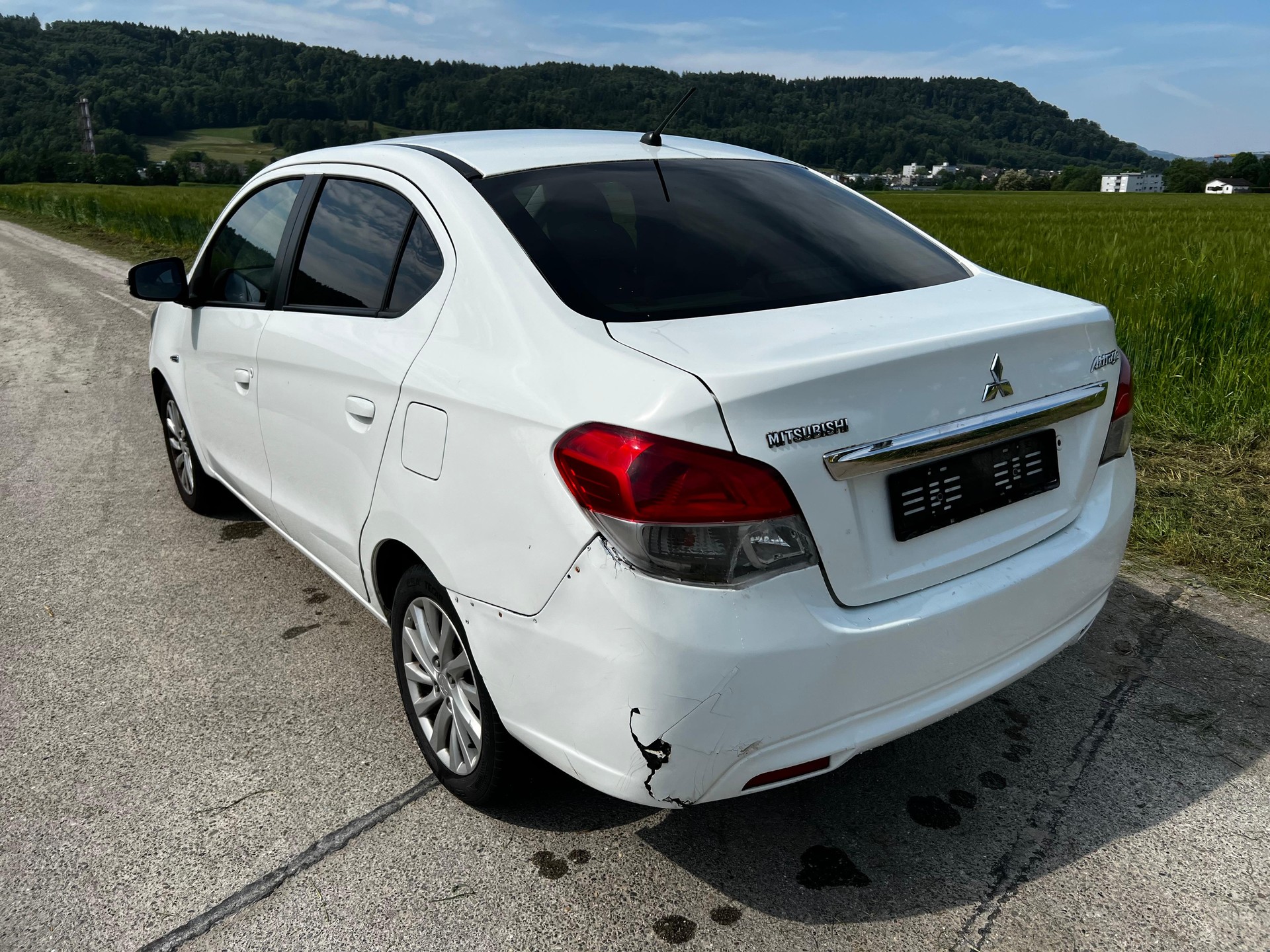 MITSUBISHI Attrage 1.2 Intense CVT-image-2