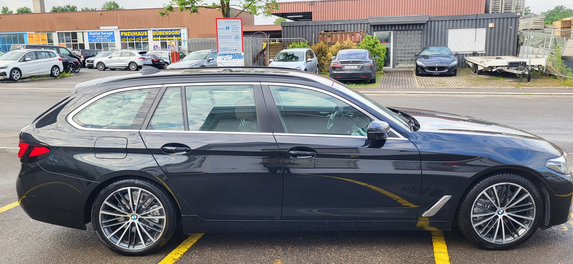 BMW 520d xDrive 48V Touring Steptronic-image-13