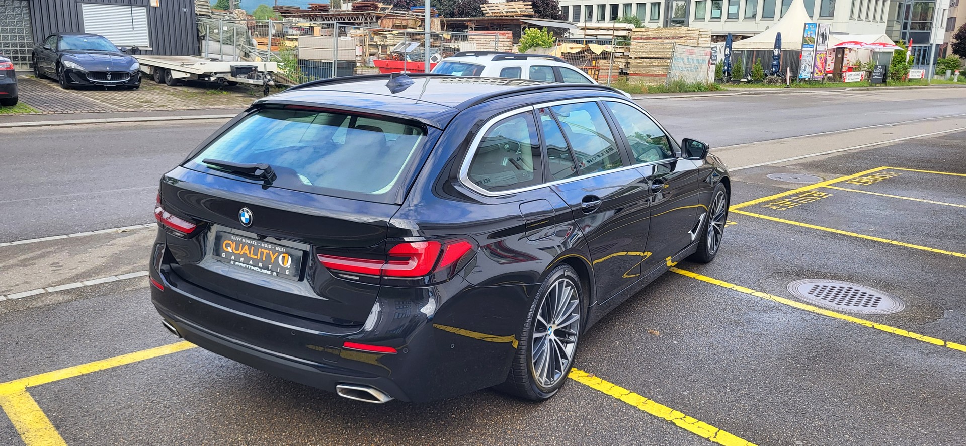 BMW 520d xDrive 48V Touring Steptronic-image-10