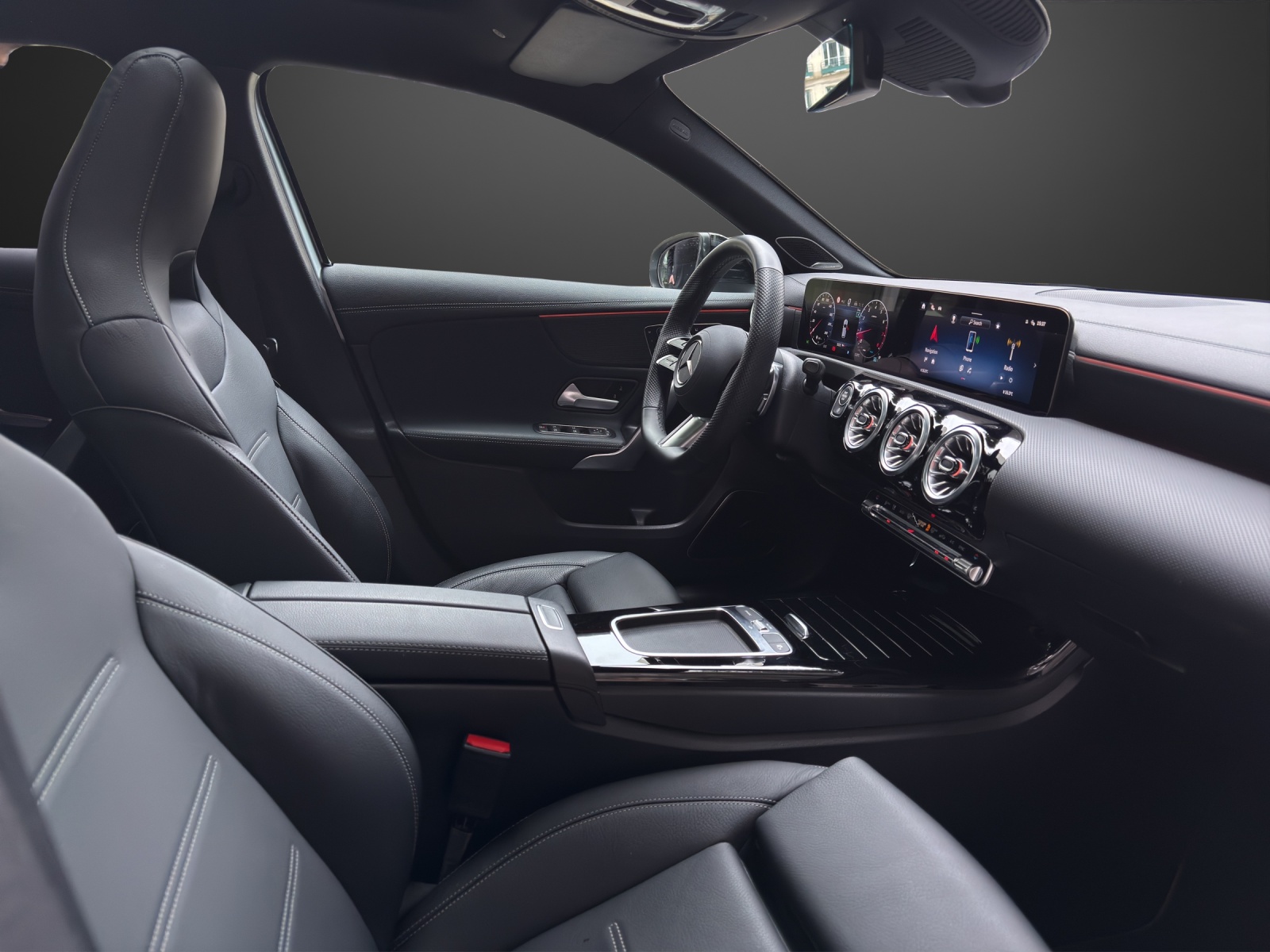 MERCEDES-BENZ A 220 4Matic 8G-DCT-image-10