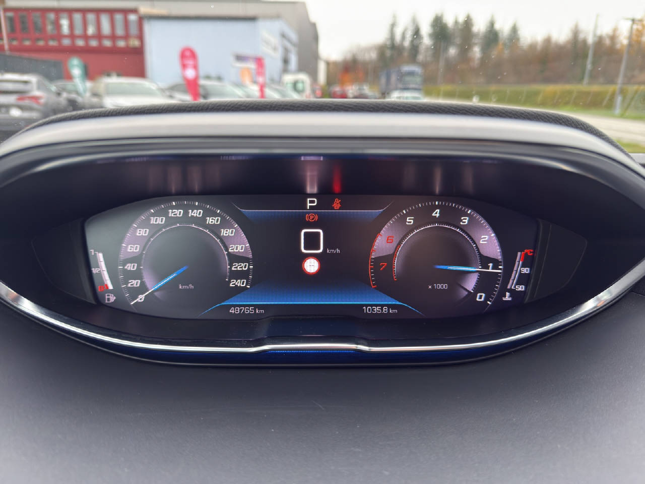 PEUGEOT 5008 1.2 PureTech Allure Pack EAT8-image-5