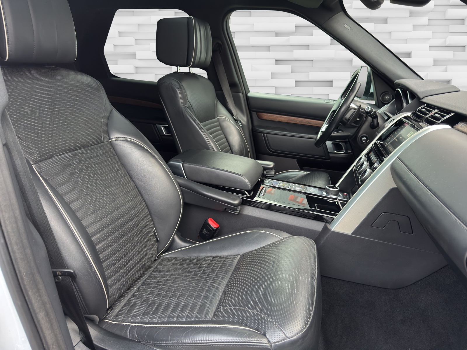 LAND ROVER Discovery 3.0 TD6 HSE Luxury Automatic-image-17