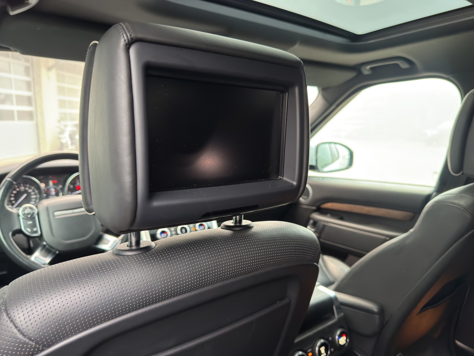 LAND ROVER Discovery 3.0 TD6 HSE Luxury Automatic-image-21