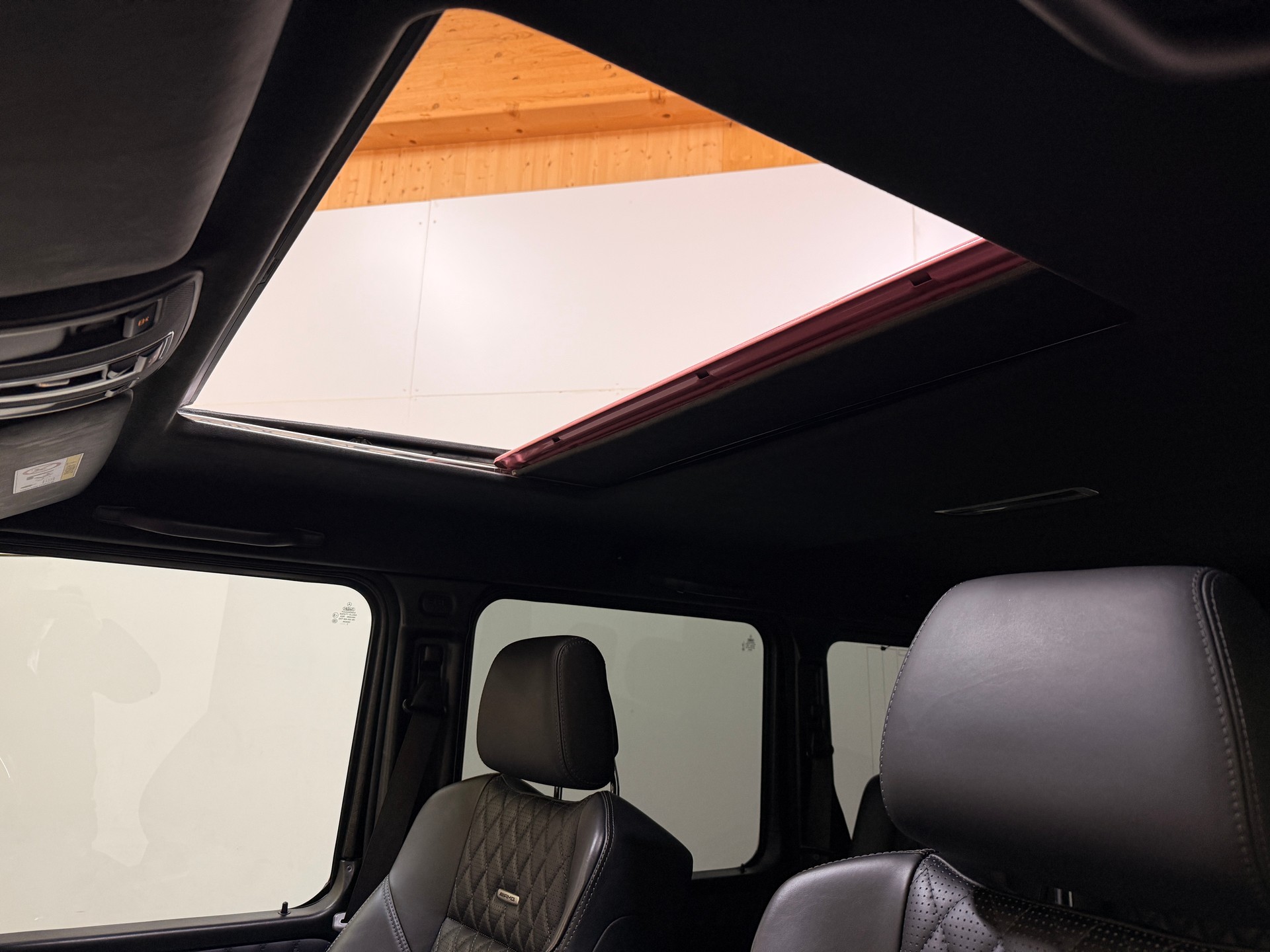 MERCEDES-BENZ G 63 AMG Speedshift Plus 7G-Tronic-image-14