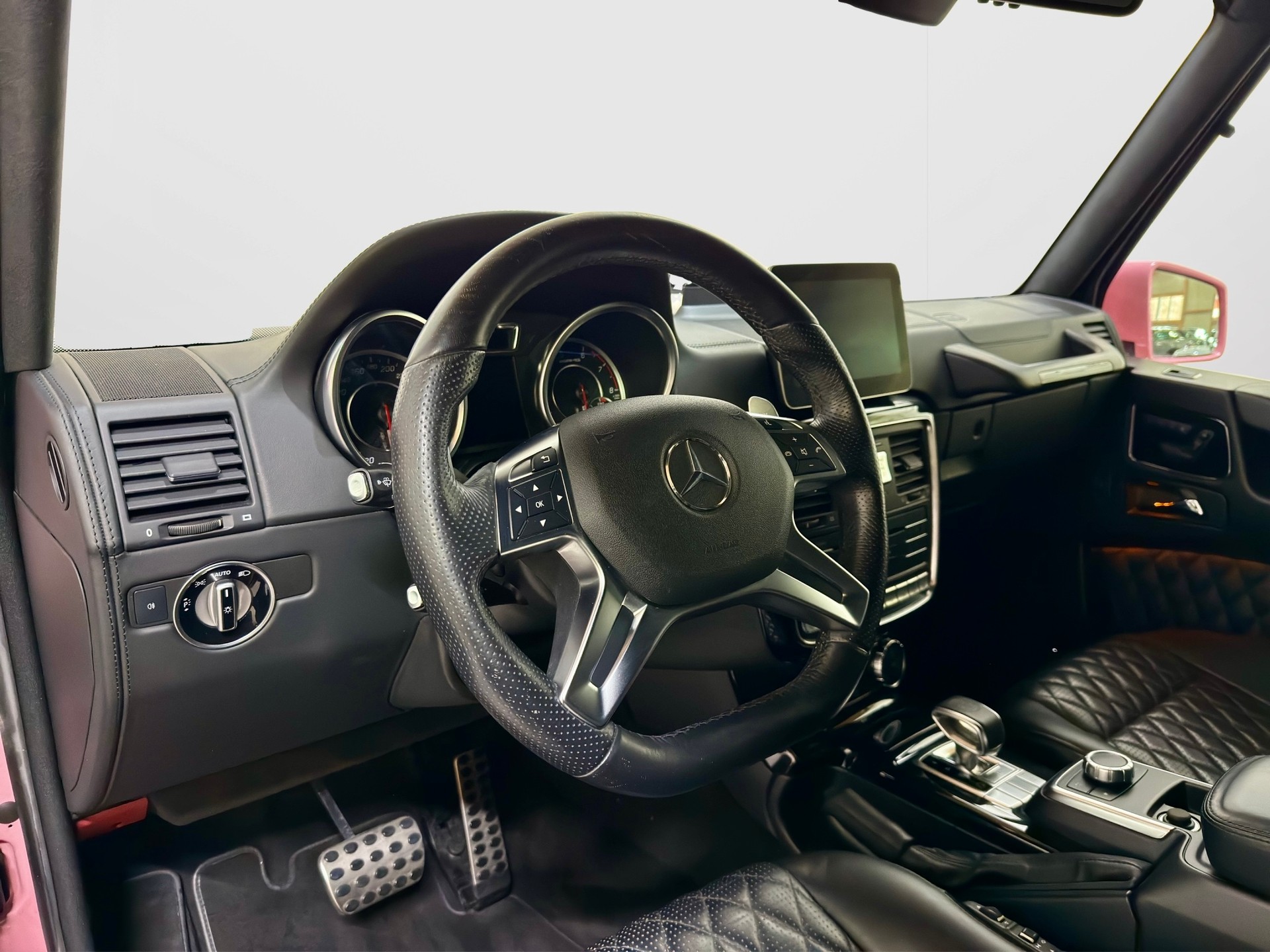 MERCEDES-BENZ G 63 AMG Speedshift Plus 7G-Tronic-image-15
