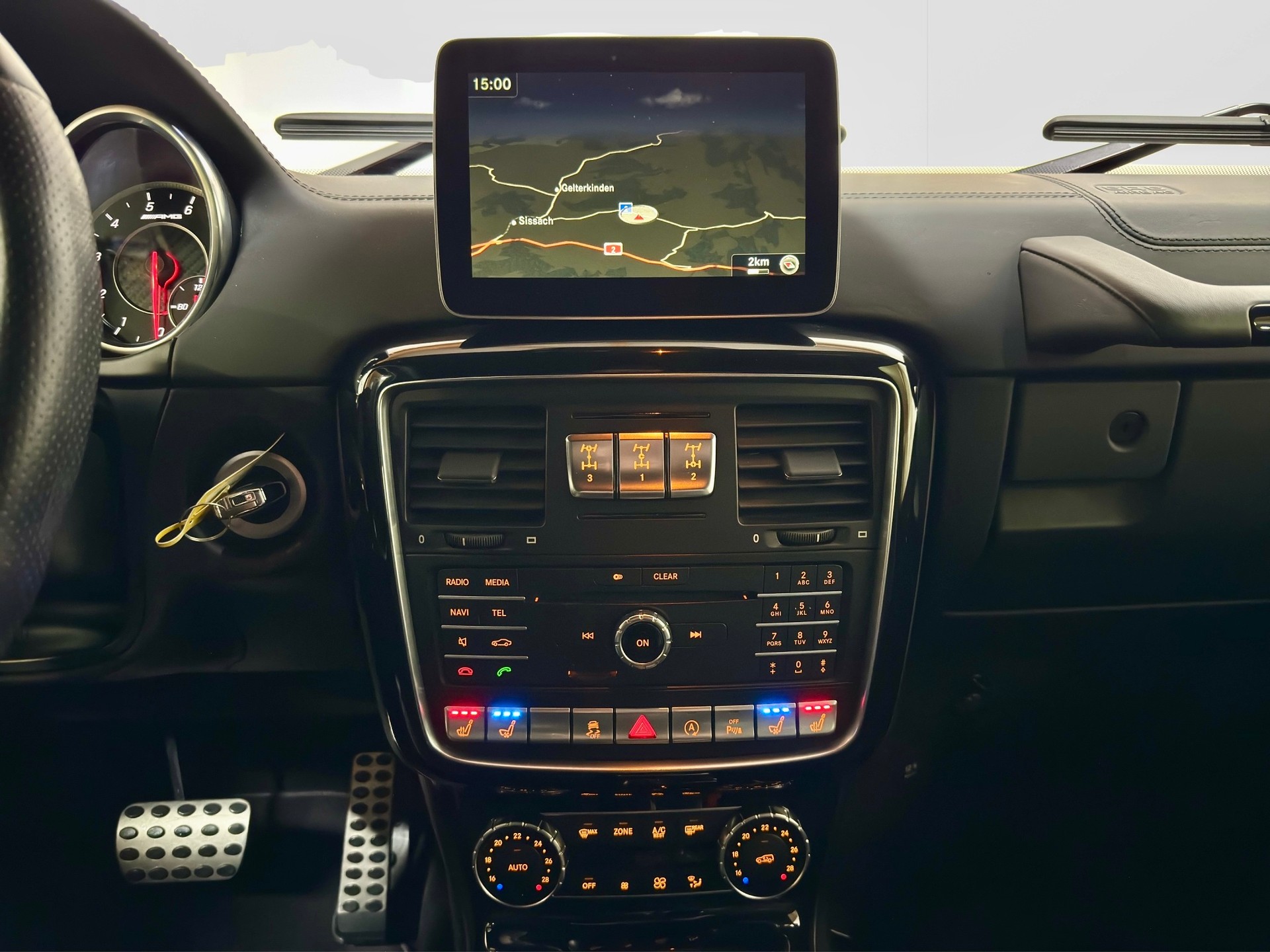 MERCEDES-BENZ G 63 AMG Speedshift Plus 7G-Tronic-image-18