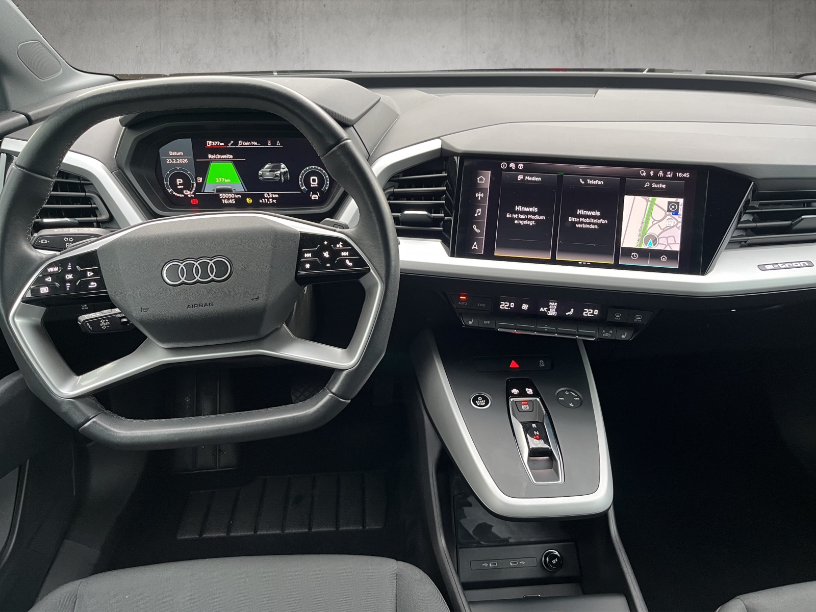 AUDI Q4 e-tron 45 quattro-image-9