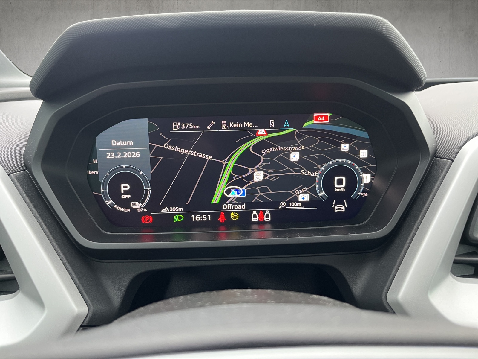 AUDI Q4 e-tron 45 quattro-image-15