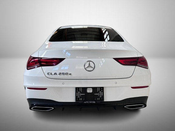 MERCEDES-BENZ CLA 250 e AMG Line-showroom-element-2