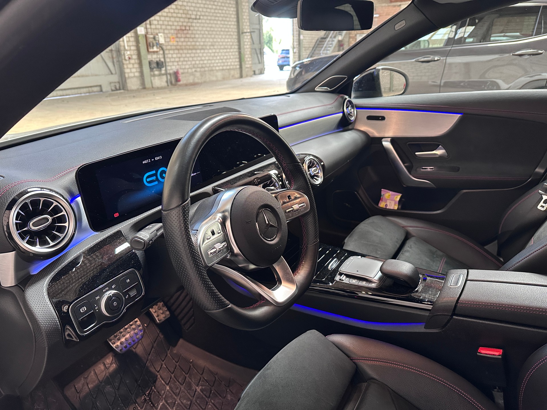 MERCEDES-BENZ CLA 250 e AMG Line-image-8