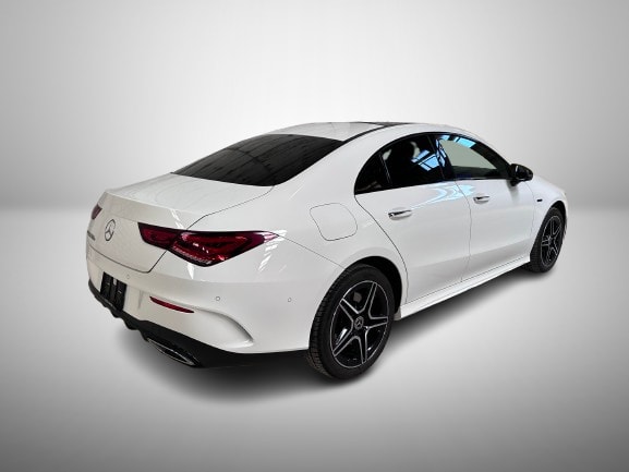 MERCEDES-BENZ CLA 250 e AMG Line-image-5
