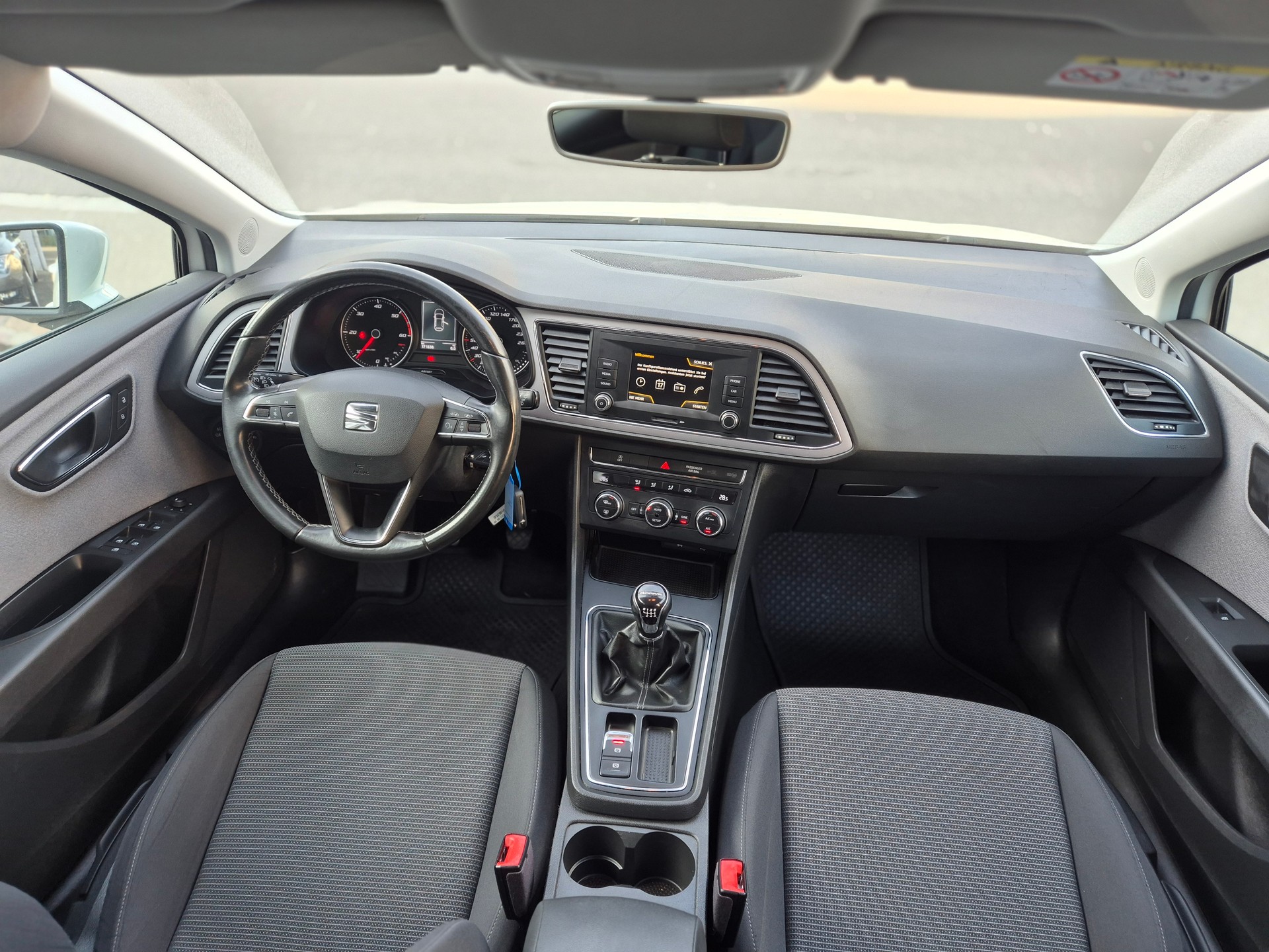 SEAT Leon ST 2.0 TDI Style 4Drive-image-8