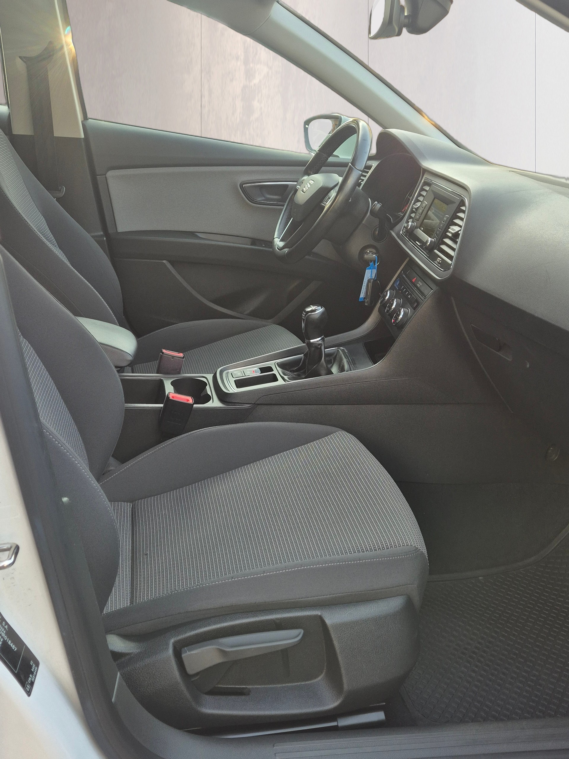 SEAT Leon ST 2.0 TDI Style 4Drive-image-6