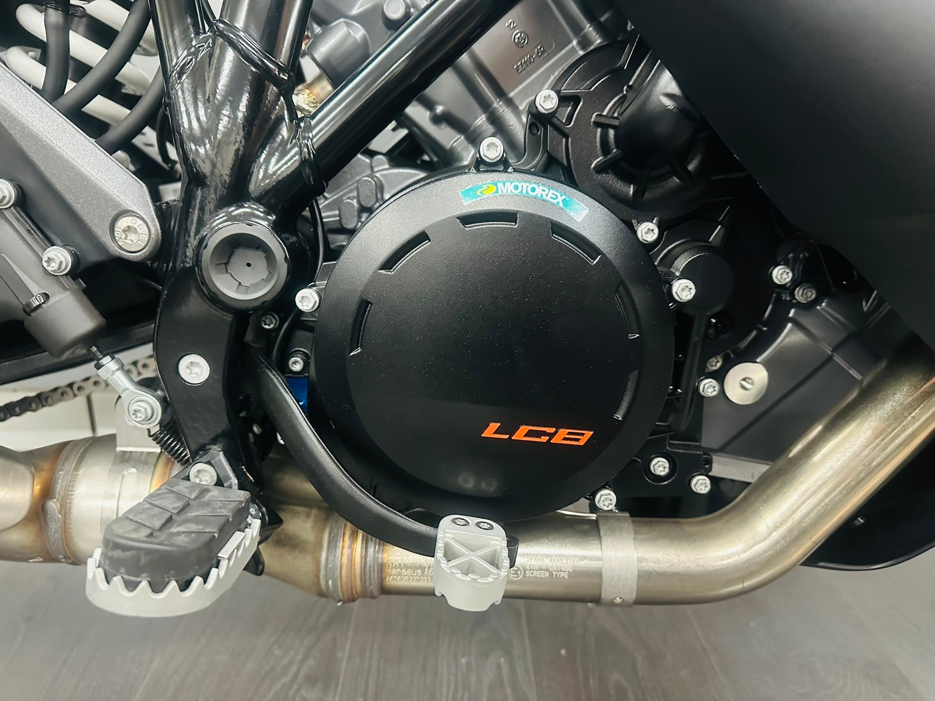 KTM 1390 Super Adventure S-image-5