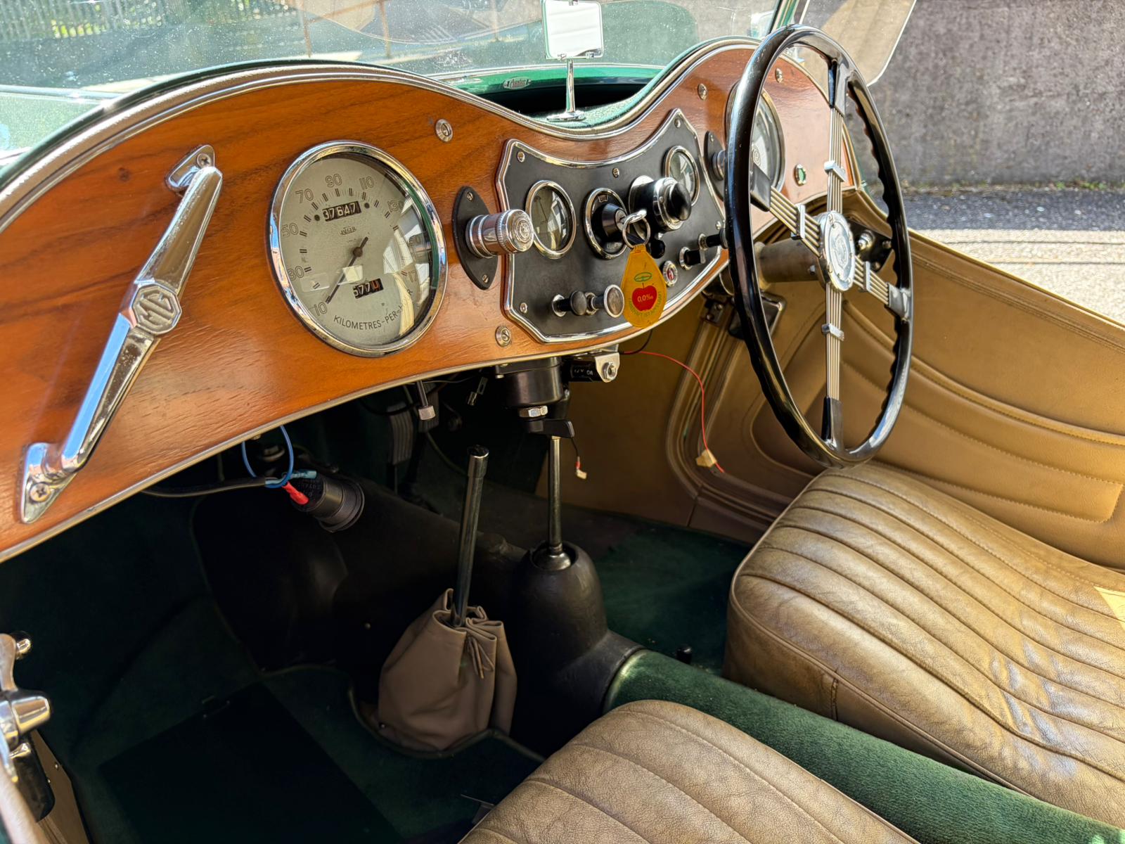 MG MG TC-showroom-element-3