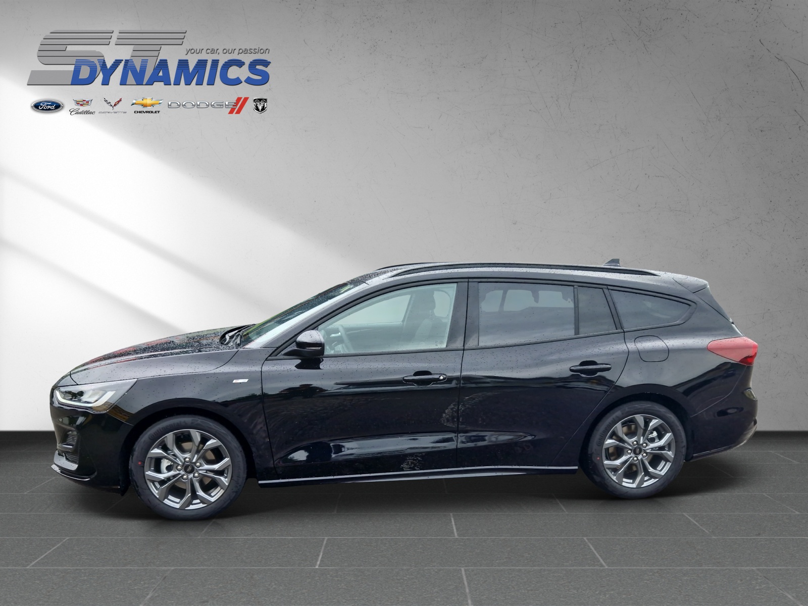 FORD Focus Station Wagon 1.0i EcoB 125 ST-Line-showroom-element-2
