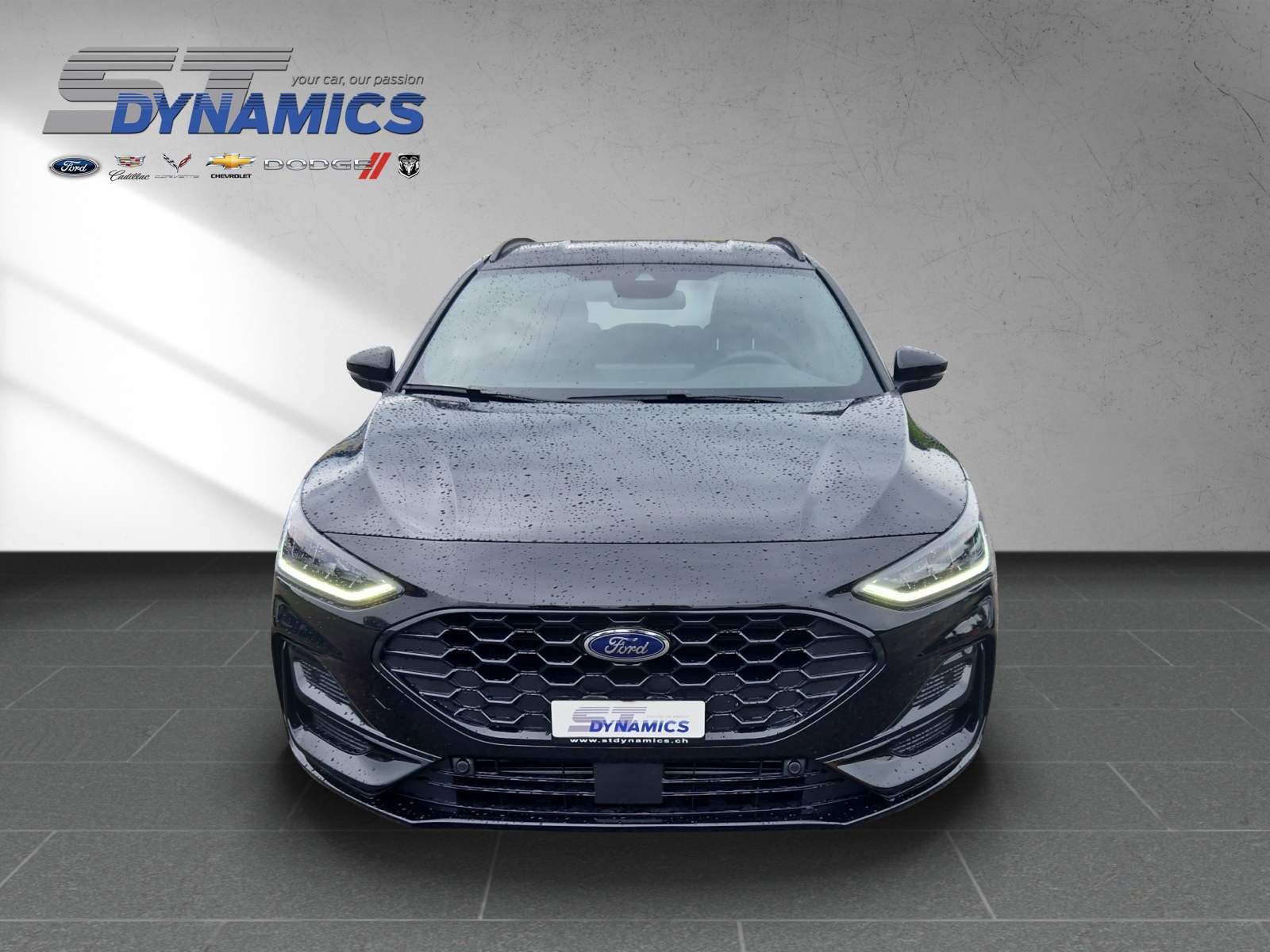 FORD Focus Station Wagon 1.0i EcoB 125 ST-Line-showroom-element-1