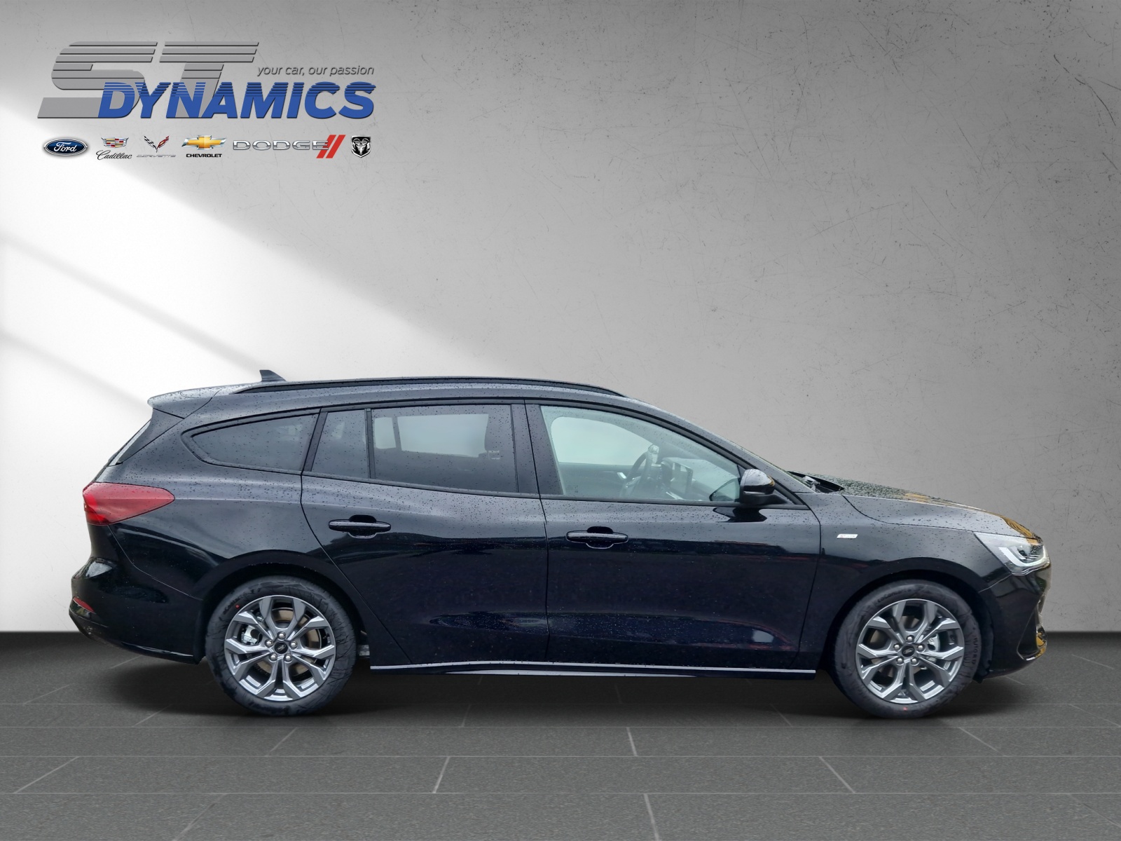 FORD Focus Station Wagon 1.0i EcoB 125 ST-Line-image-6