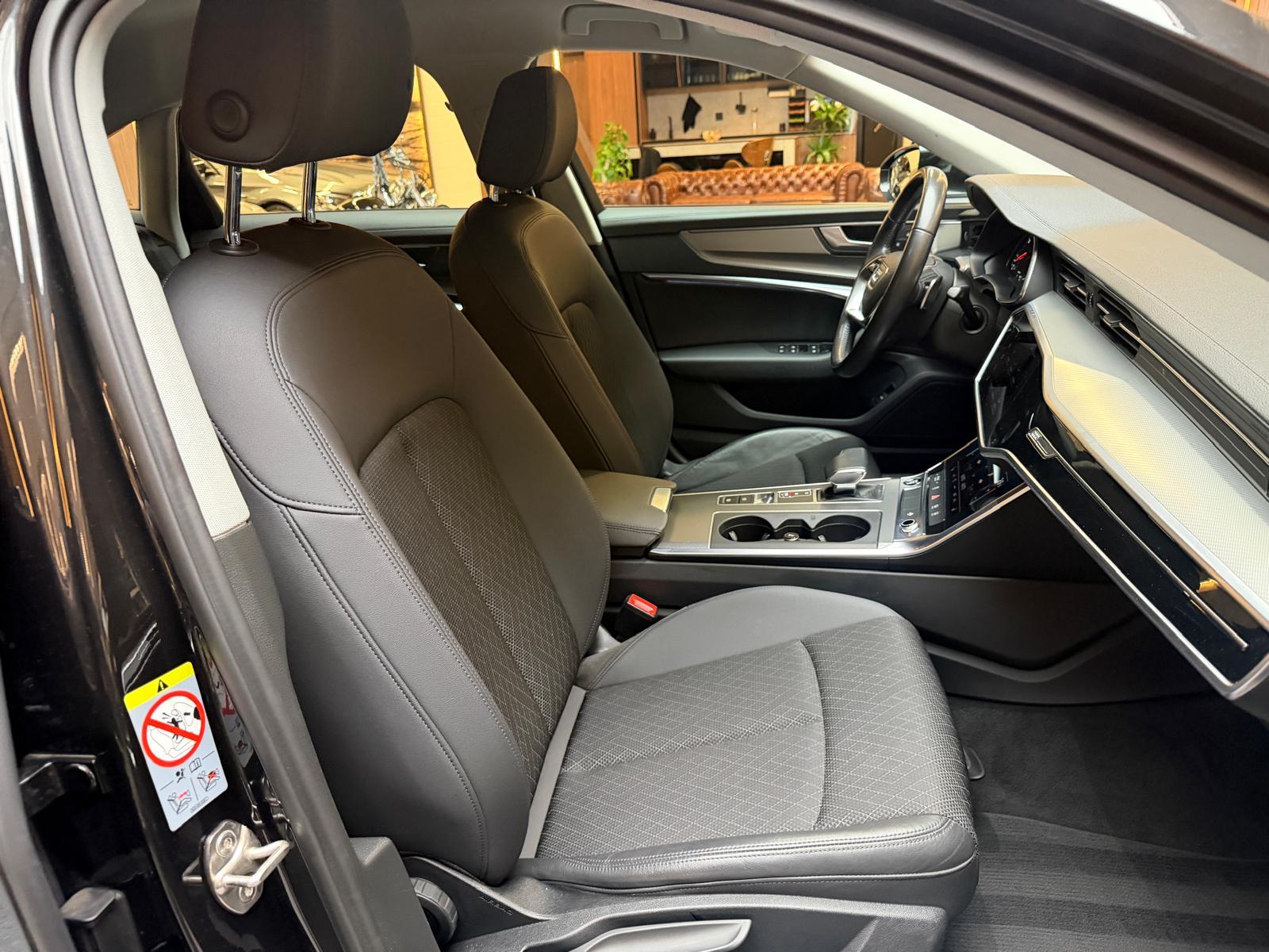 AUDI A6 2.0 40 TDI Design quattro S-Tronic-image-15