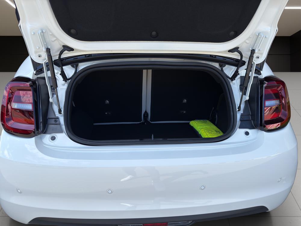 FIAT 500 1.0 Cabrio Hybrid La Prima-image-14
