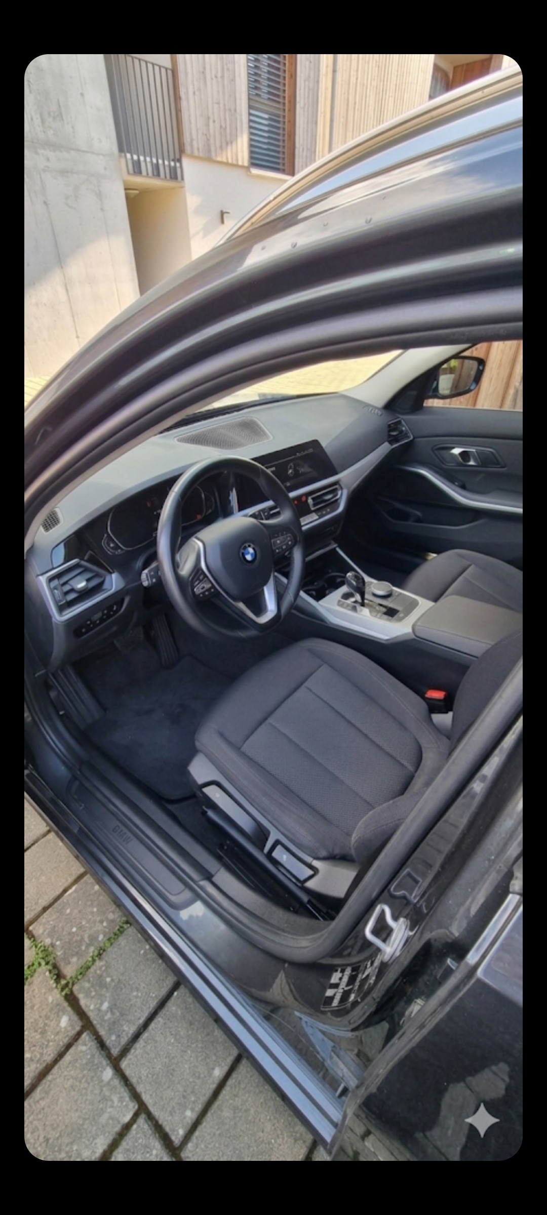 BMW 318d 48V Touring Steptronic Frisch ab MFK & Service. Gratis Service bis 100'000 Km. Neue Bremsen. 8-Fach Bereift-image-2
