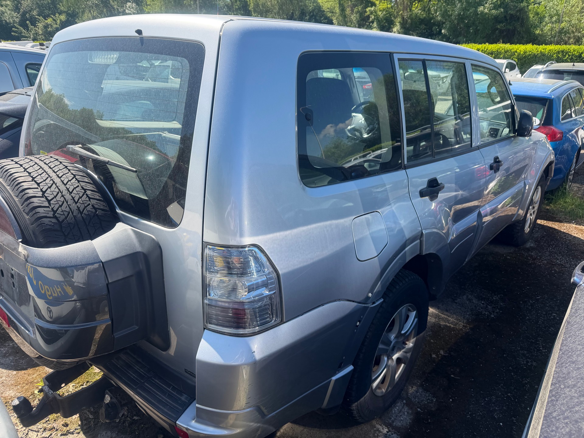 MITSUBISHI Pajero 3.2 DI-D 7 Plätze Professional Plus-image-3