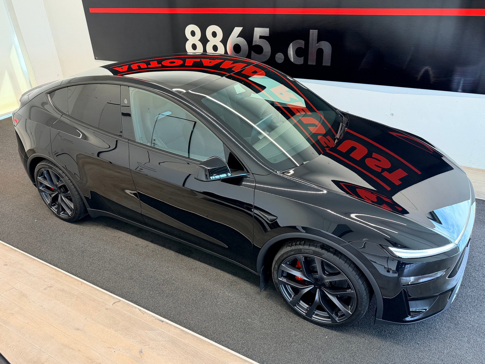 TESLA Model Y Performance-image-4