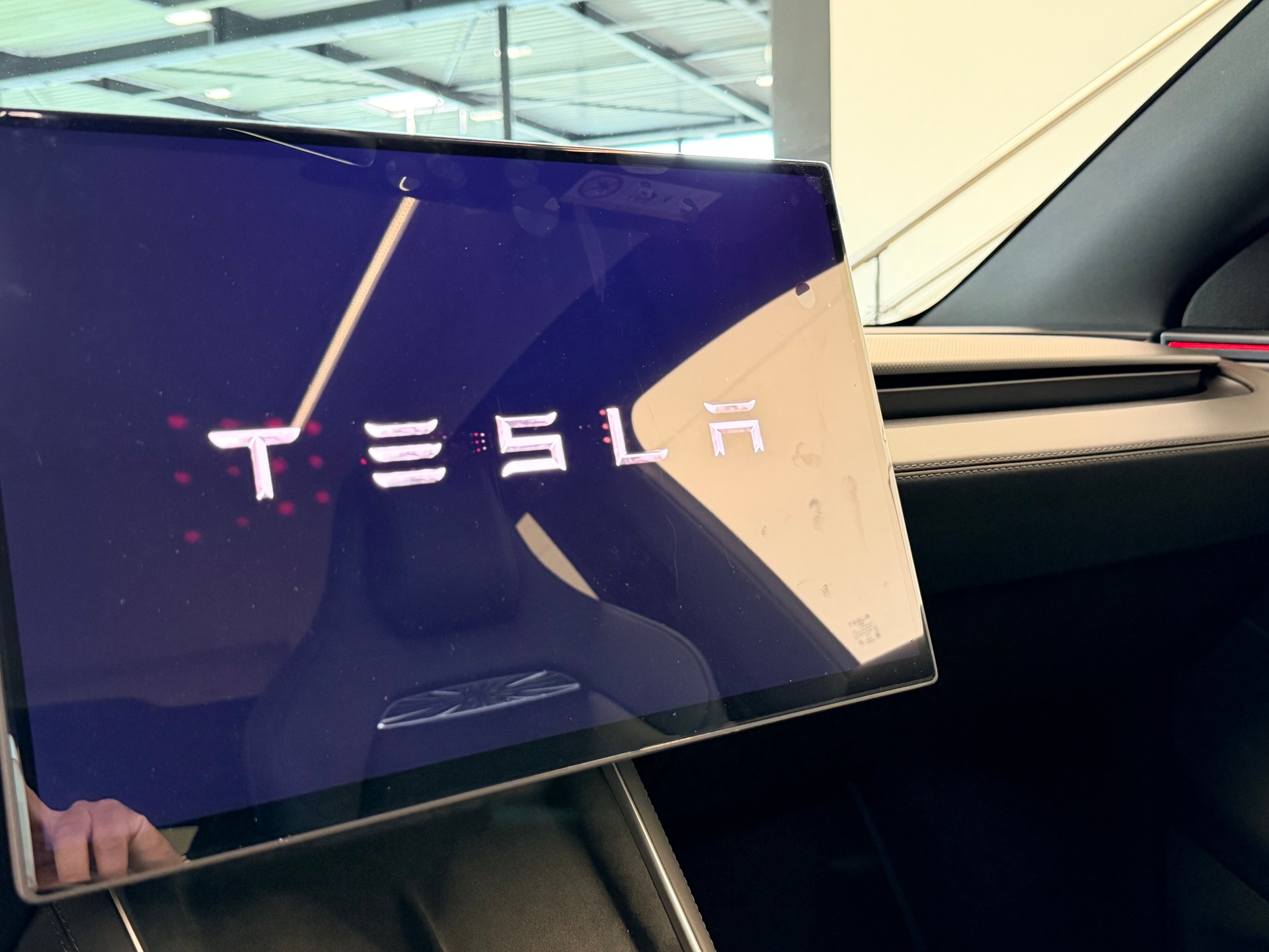 TESLA Model Y Performance-image-24