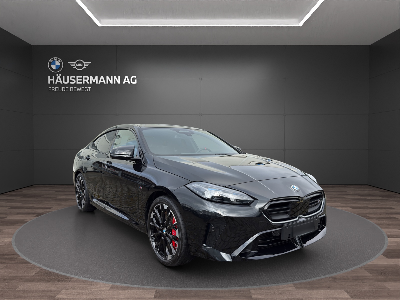 BMW M235i xDrive Gran Coupé M Sportpaket Pro-showroom-element-2