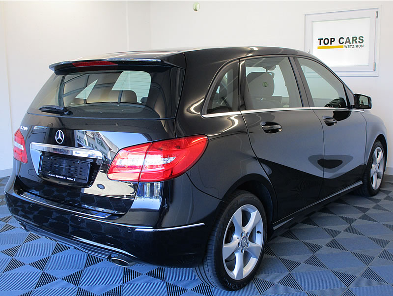 MERCEDES-BENZ B 200 7G-DCT-image-4