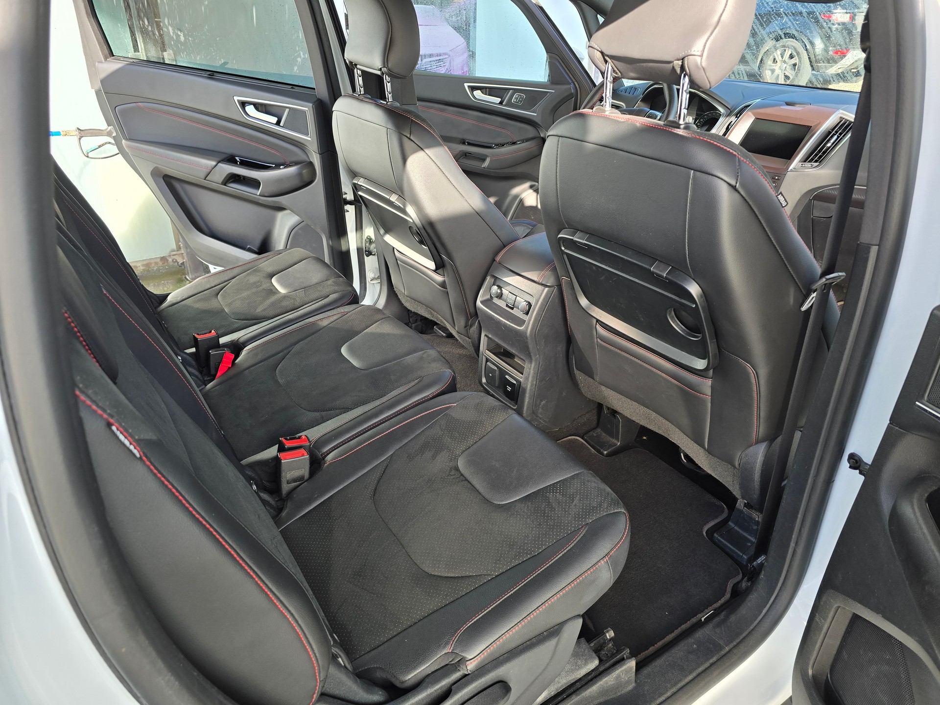 FORD 2.0 TDCi ST-Line AWD Automatic-image-16