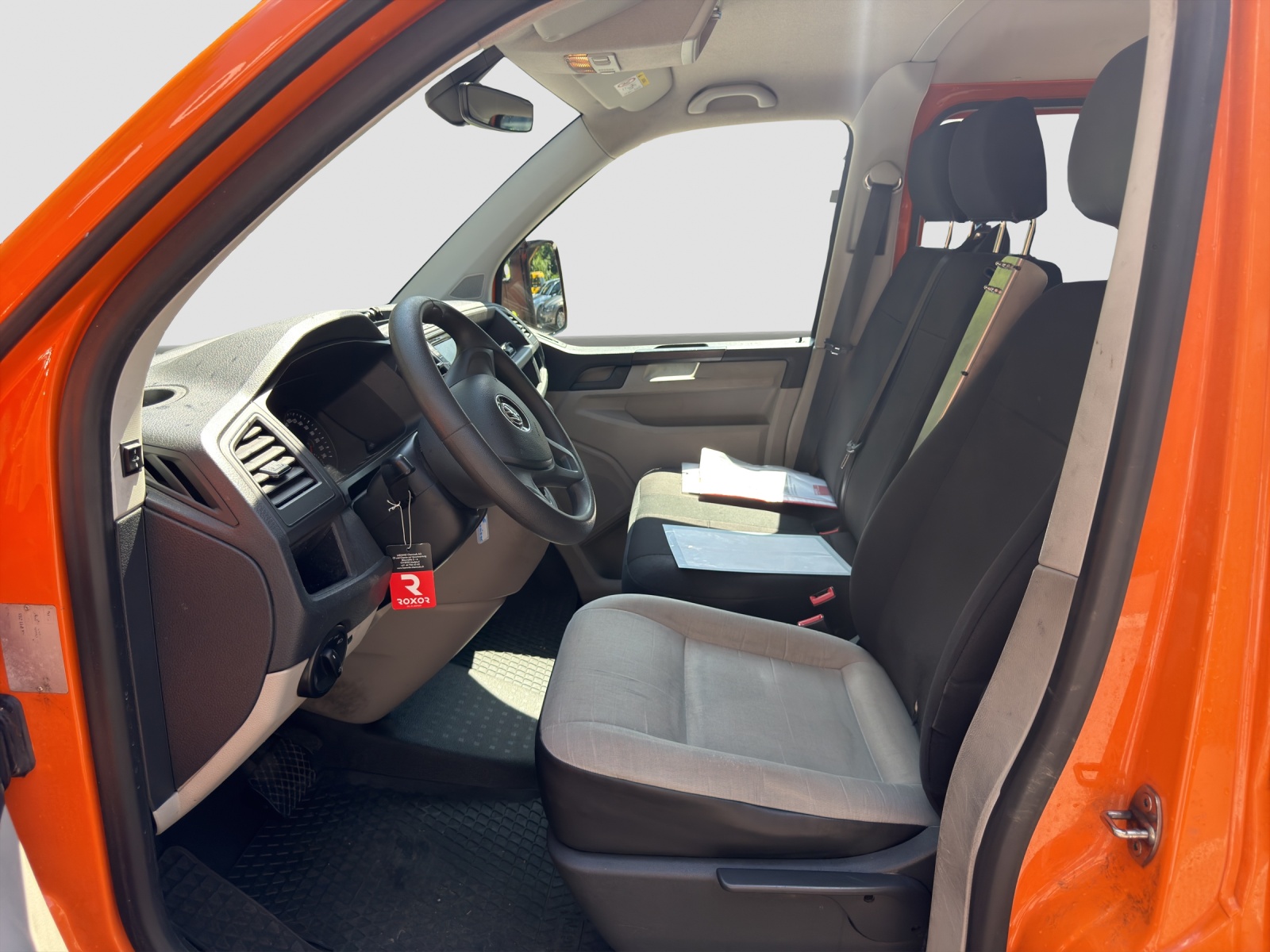 VW T6 2.0 TDI 4Motion DSG-showroom-element-3
