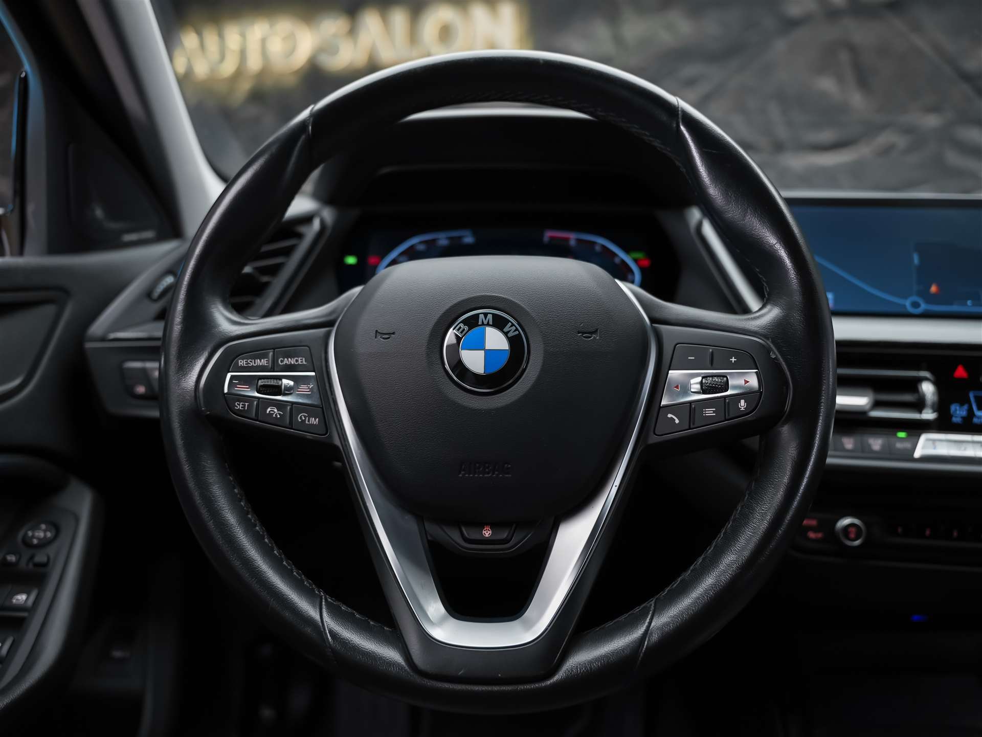 BMW 118i Sport Line Steptronic *CH-Auto*Harman/Kardon*Lenkradheizung*ACC*-image-17