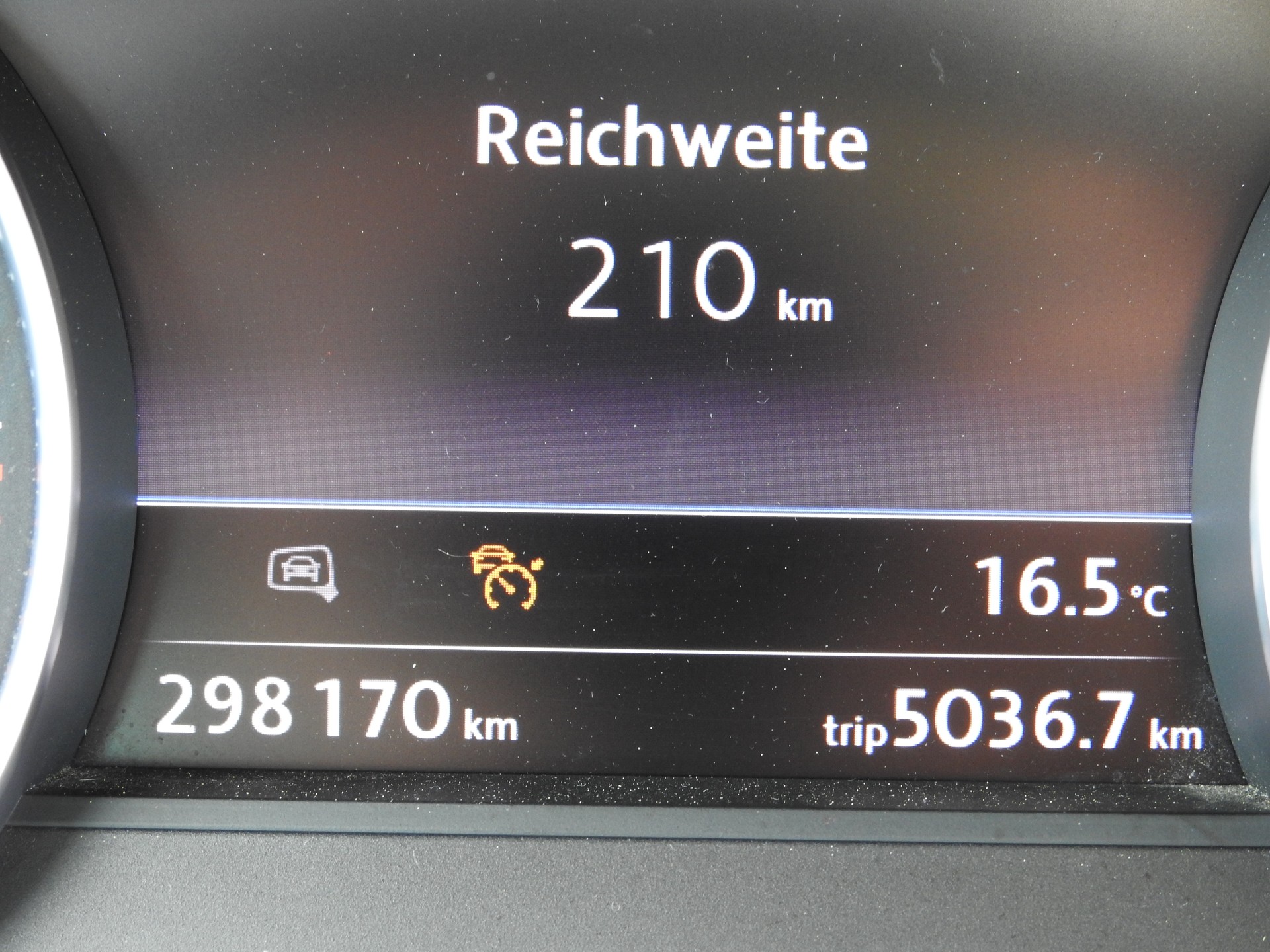 VW Touareg 3.0 TDI BlueMotion Technology Tiptronic-image-20