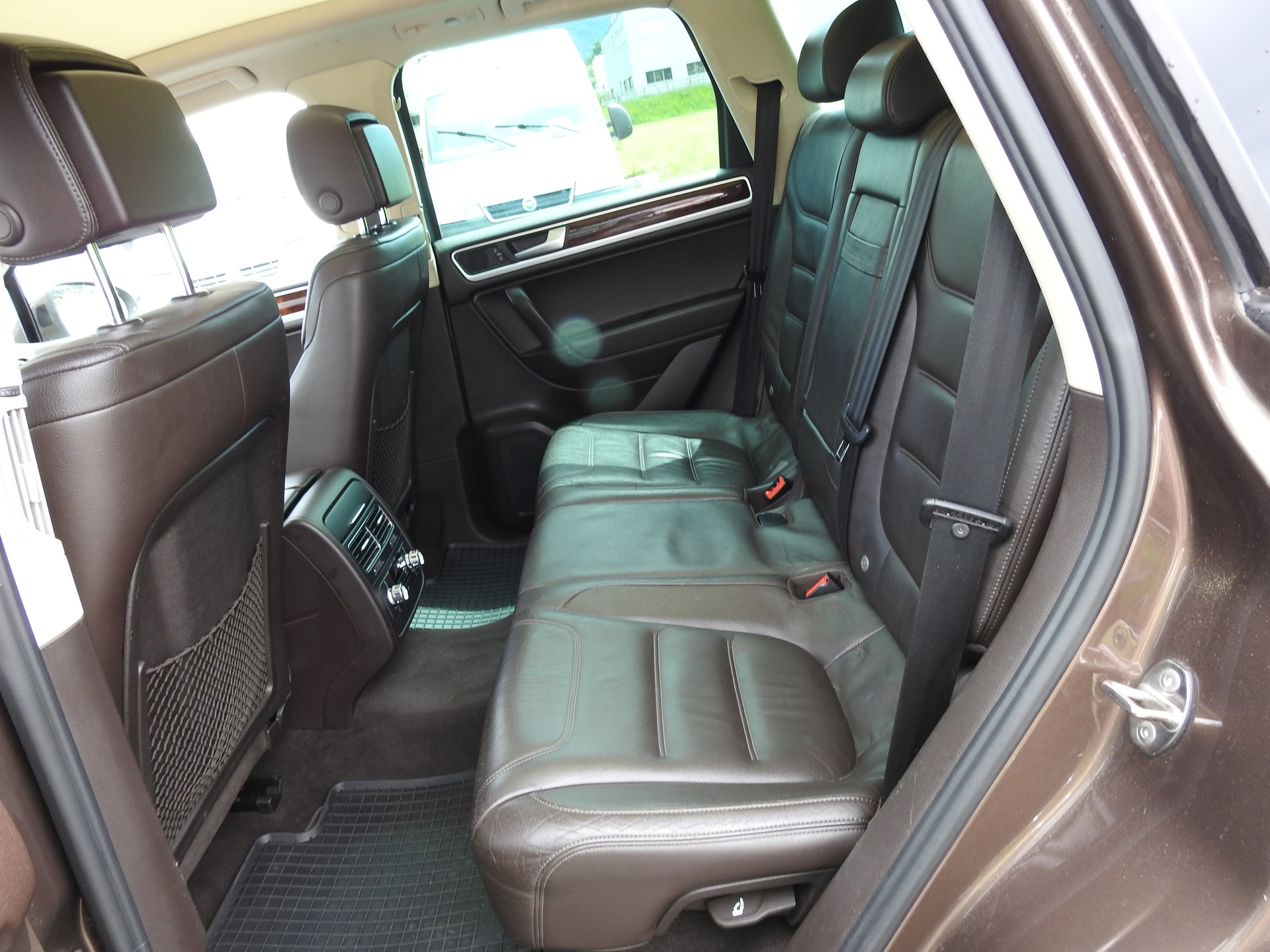 VW Touareg 3.0 TDI BlueMotion Technology Tiptronic-image-14