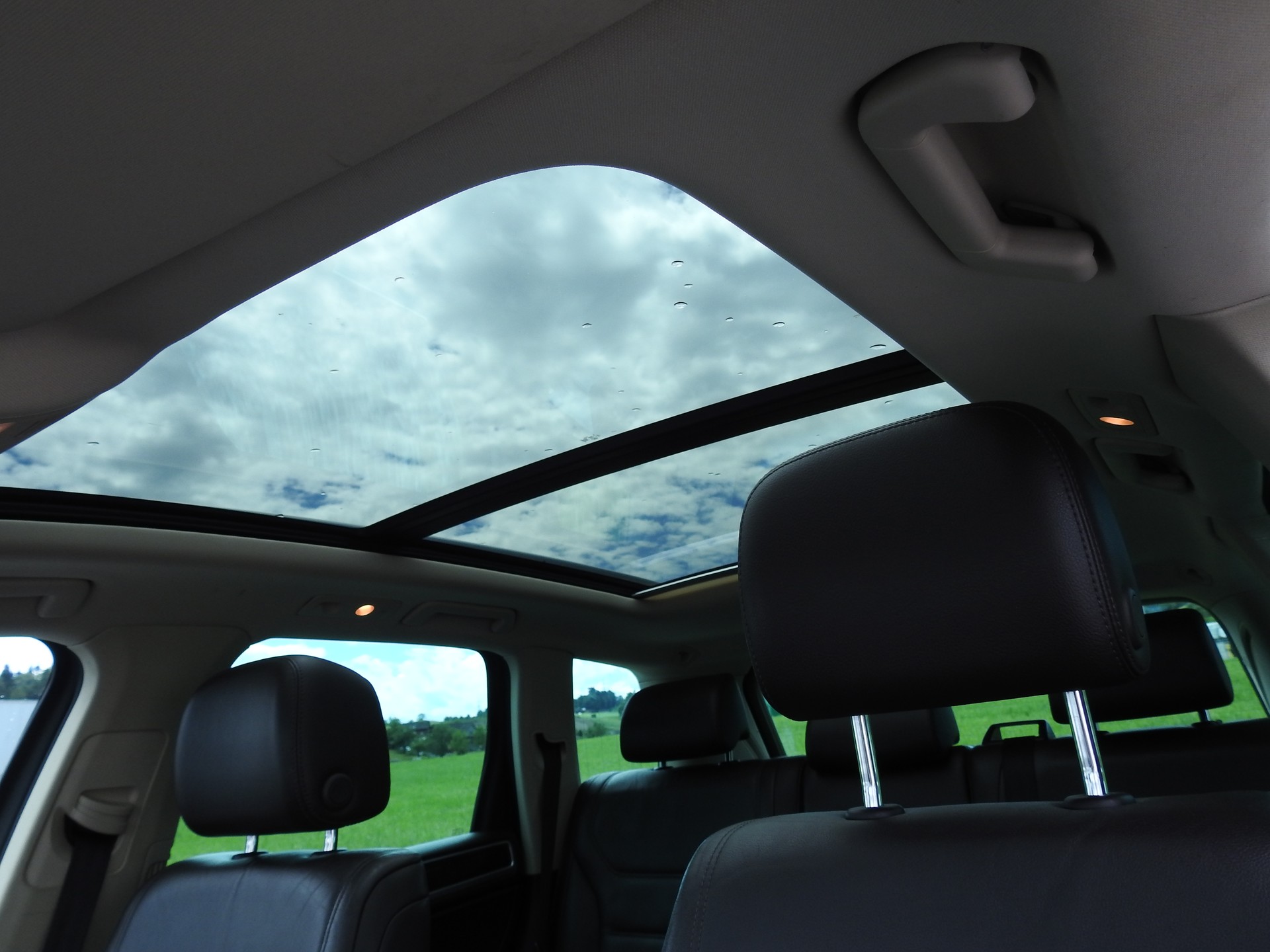 VW Touareg 3.0 TDI BlueMotion Technology Tiptronic-image-26