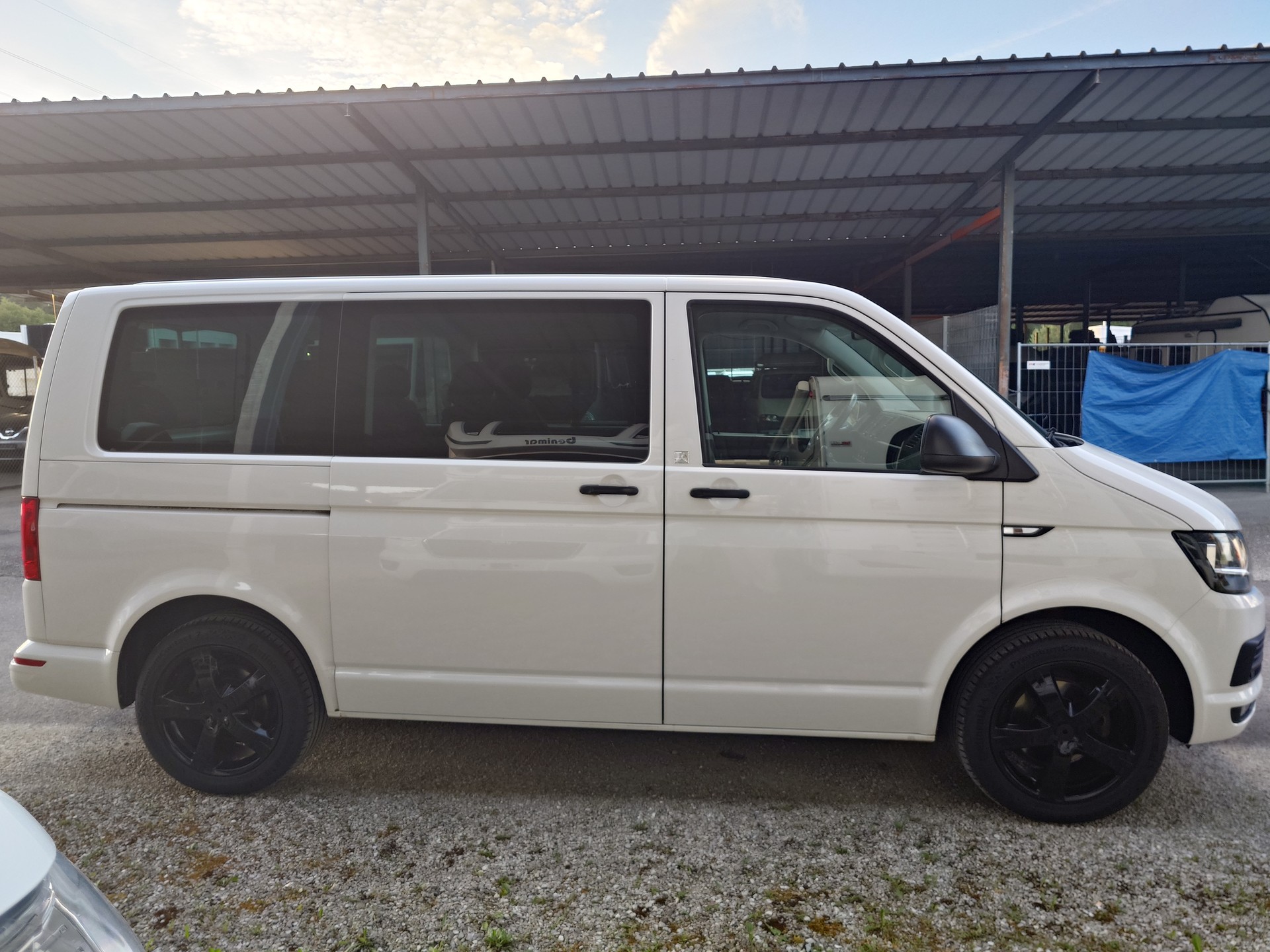 VW T6 Multivan 2.0 TDI Trendline Liberty-image-1