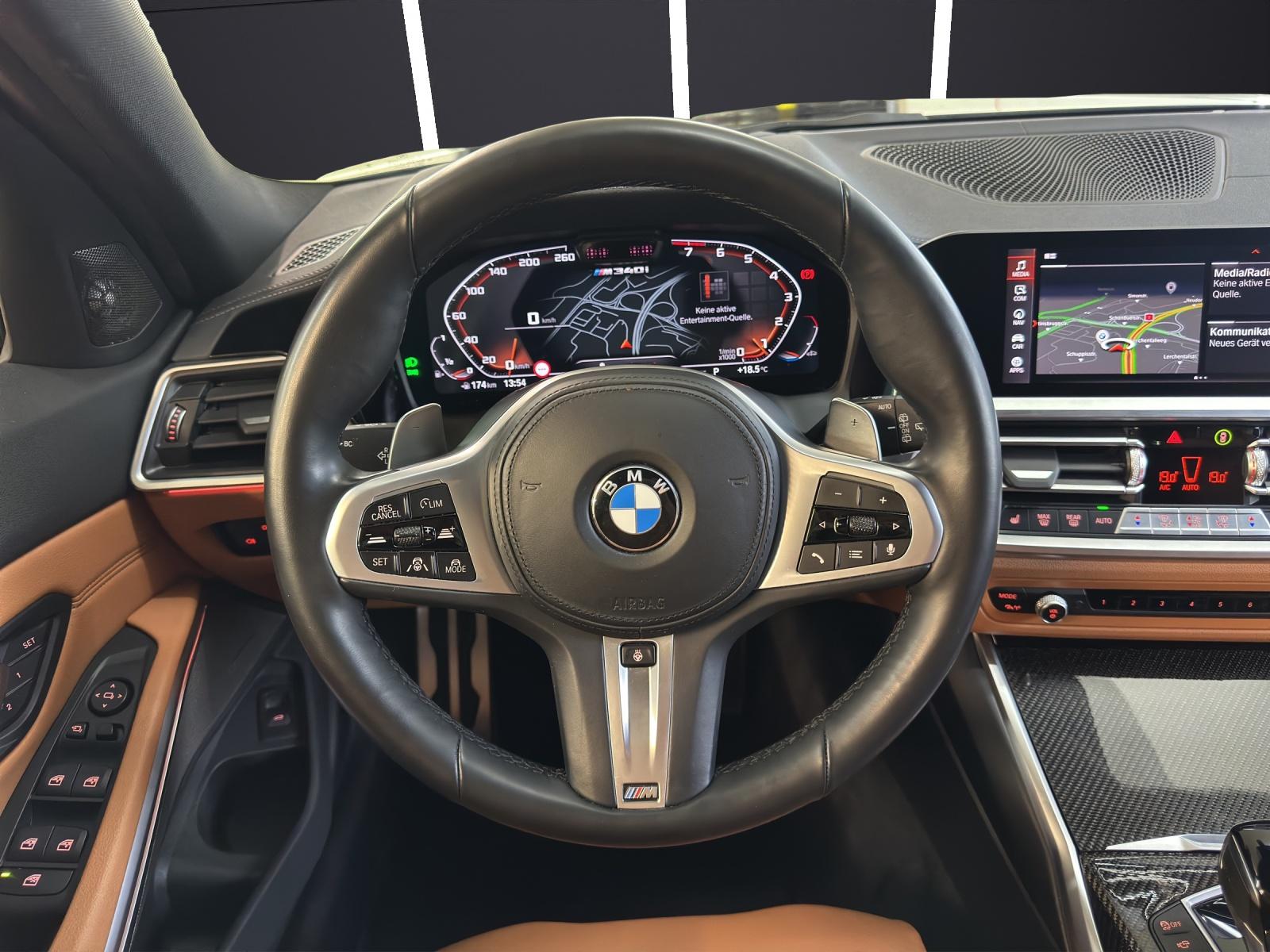 BMW M340i xDrive Touring-image-18