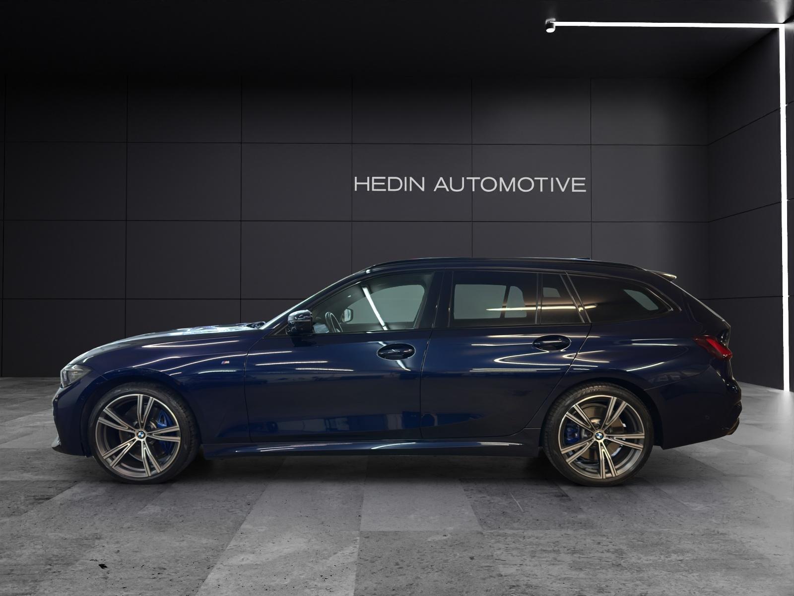 BMW M340i xDrive Touring-showroom-element-1