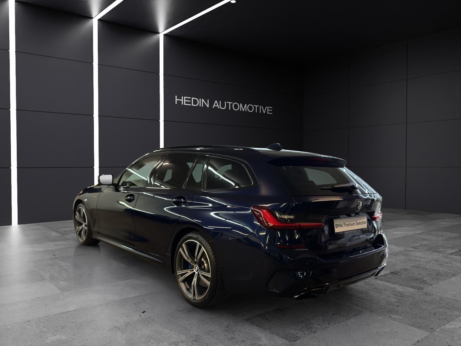 BMW M340i xDrive Touring-showroom-element-2