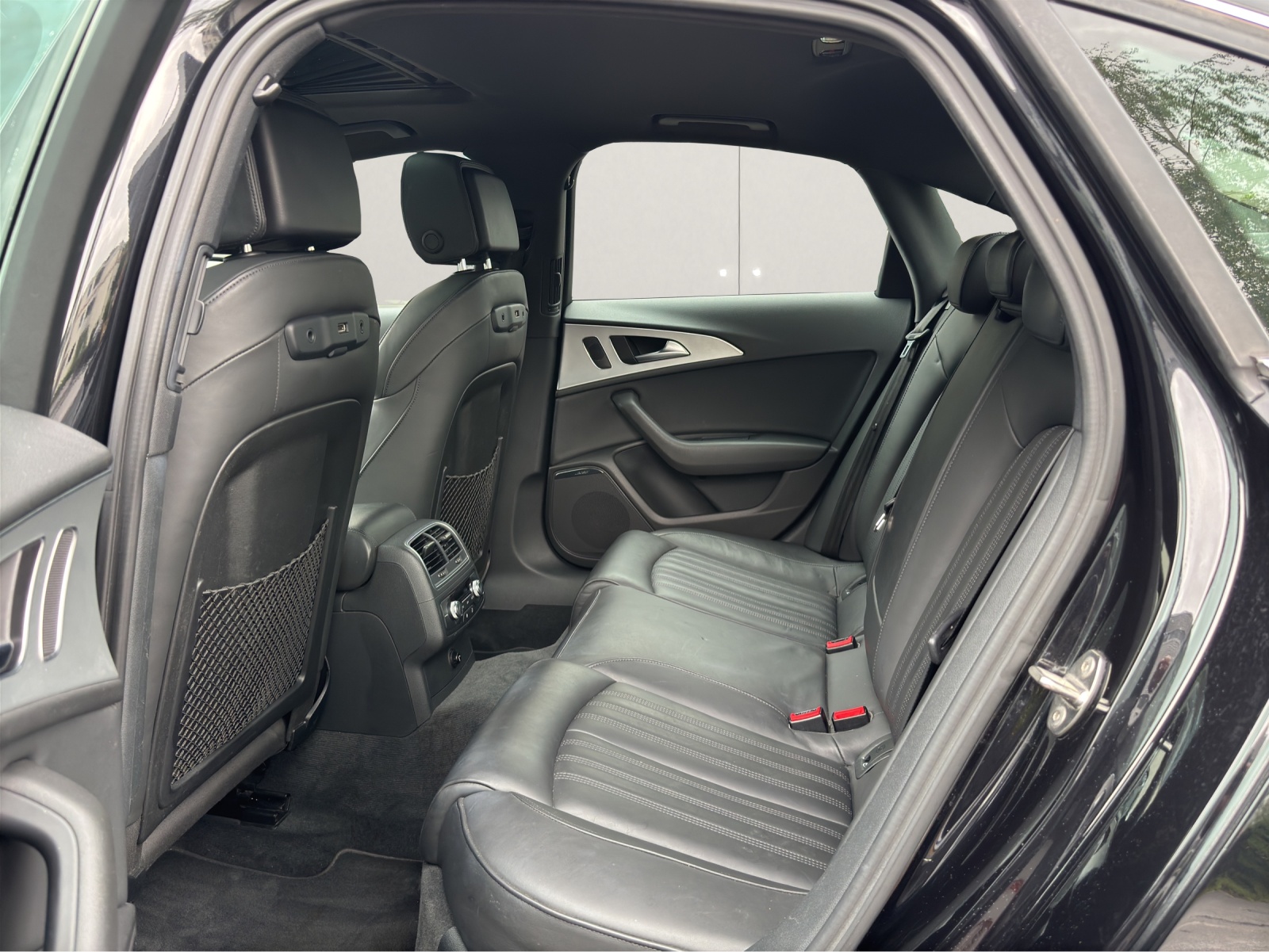 AUDI A6 Limousine 3.0 TDI V6 S-Line quattro S-tronic-image-13