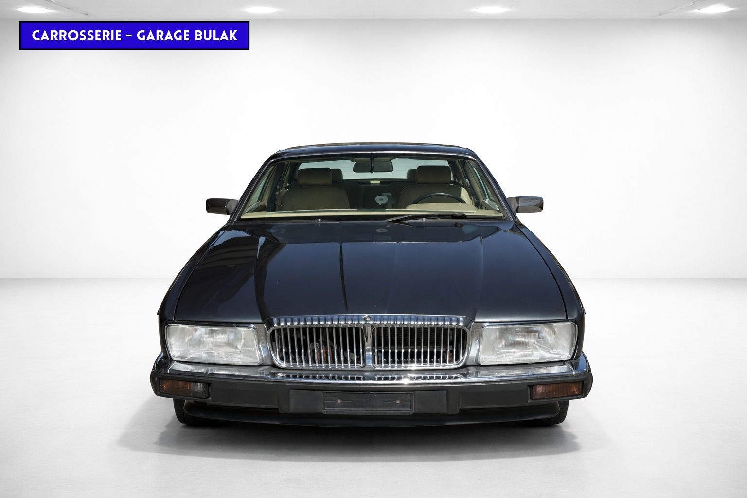 DAIMLER 4.0 Six-image-1