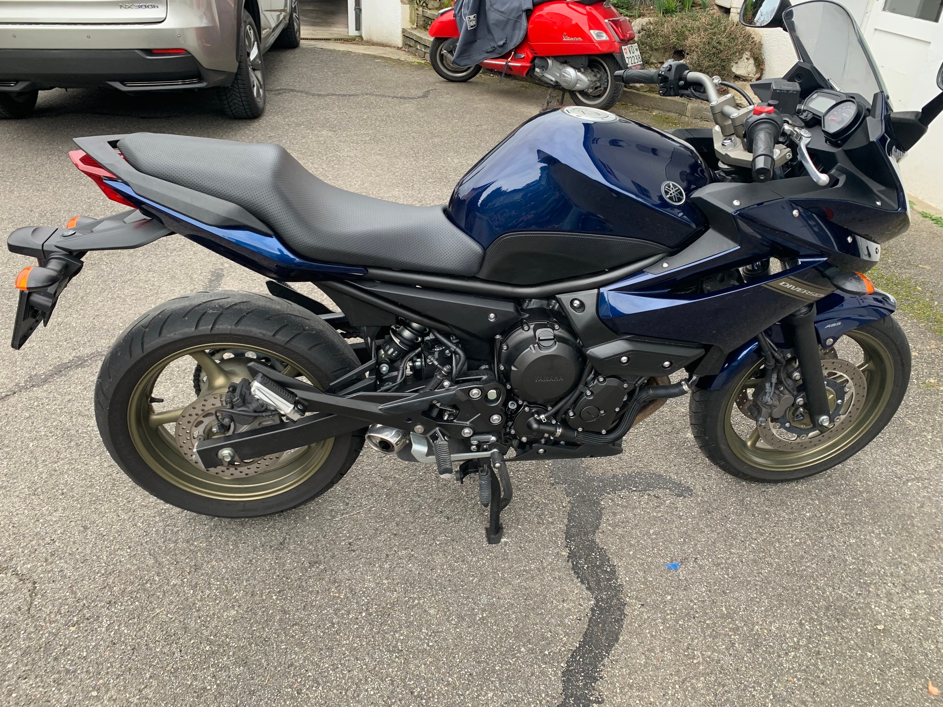 YAMAHA XJ 6 Diversion ABS-image-0