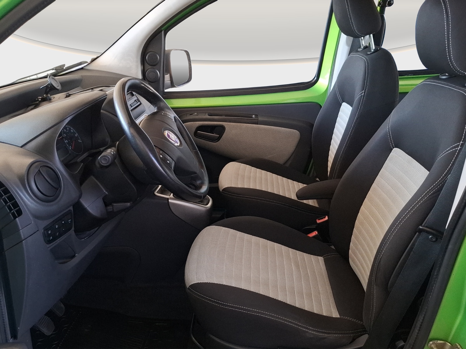 FIAT Qubo 1.4 Dynamic // MFK 24.02.2026 // 8-fach Aluminiumbereift-image-8