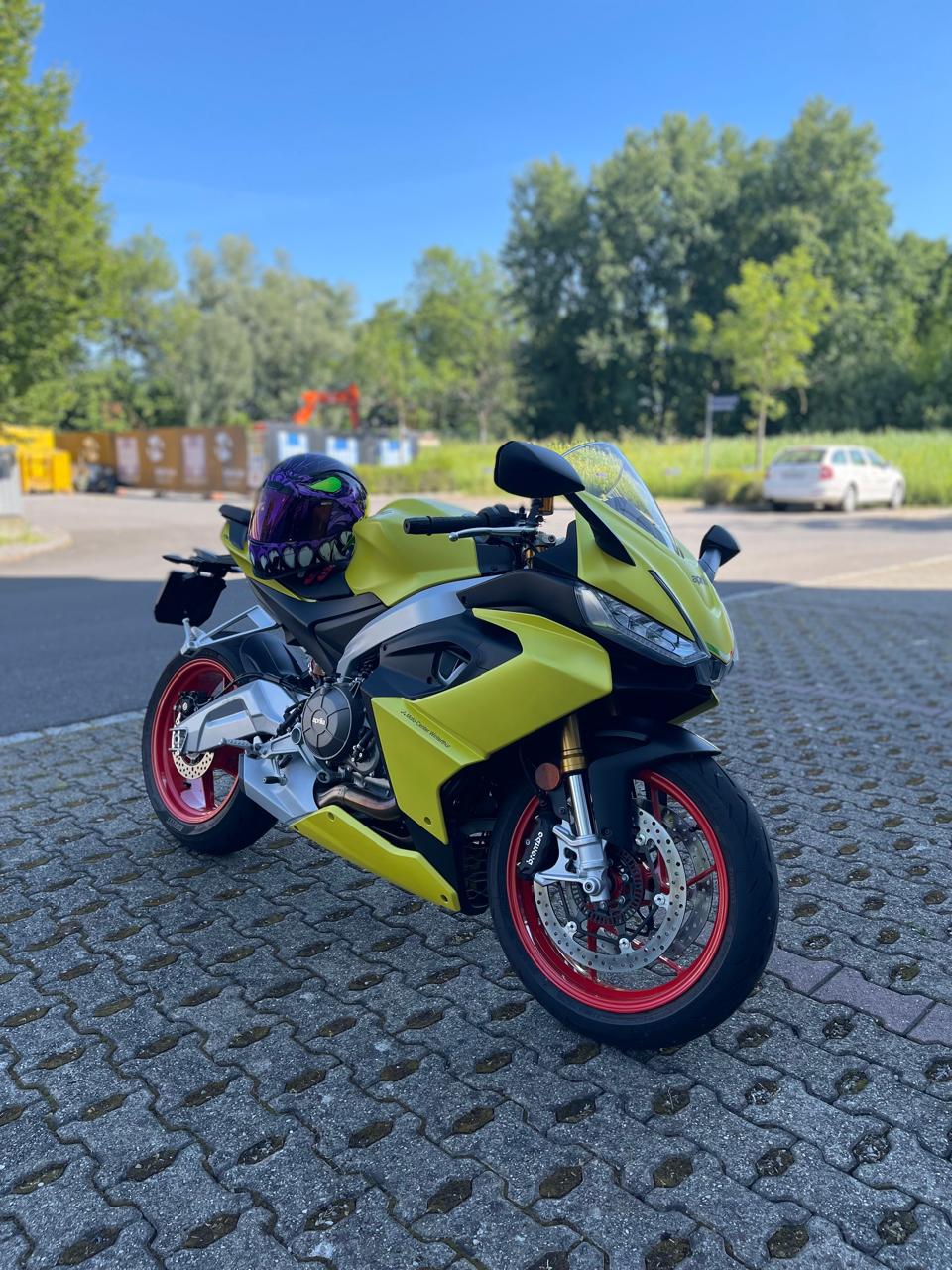 APRILIA RS 660 Limited Edition-image-4